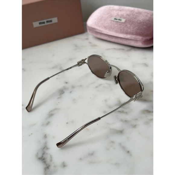 Miu Miu sunglasses - Picture 4 of 4